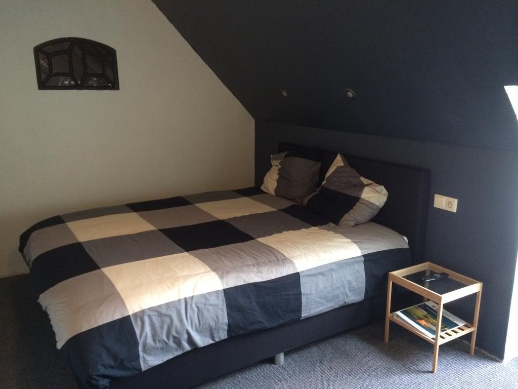 Slaopen En Stoet Bed & Breakfast Anderen ห้อง รูปภาพ